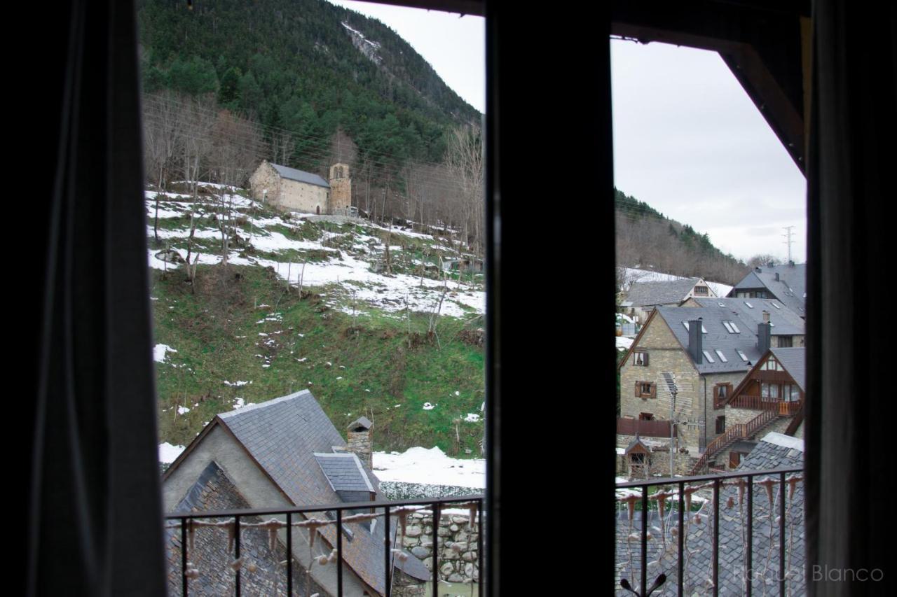 Hotel Saueth Tredos Exterior photo